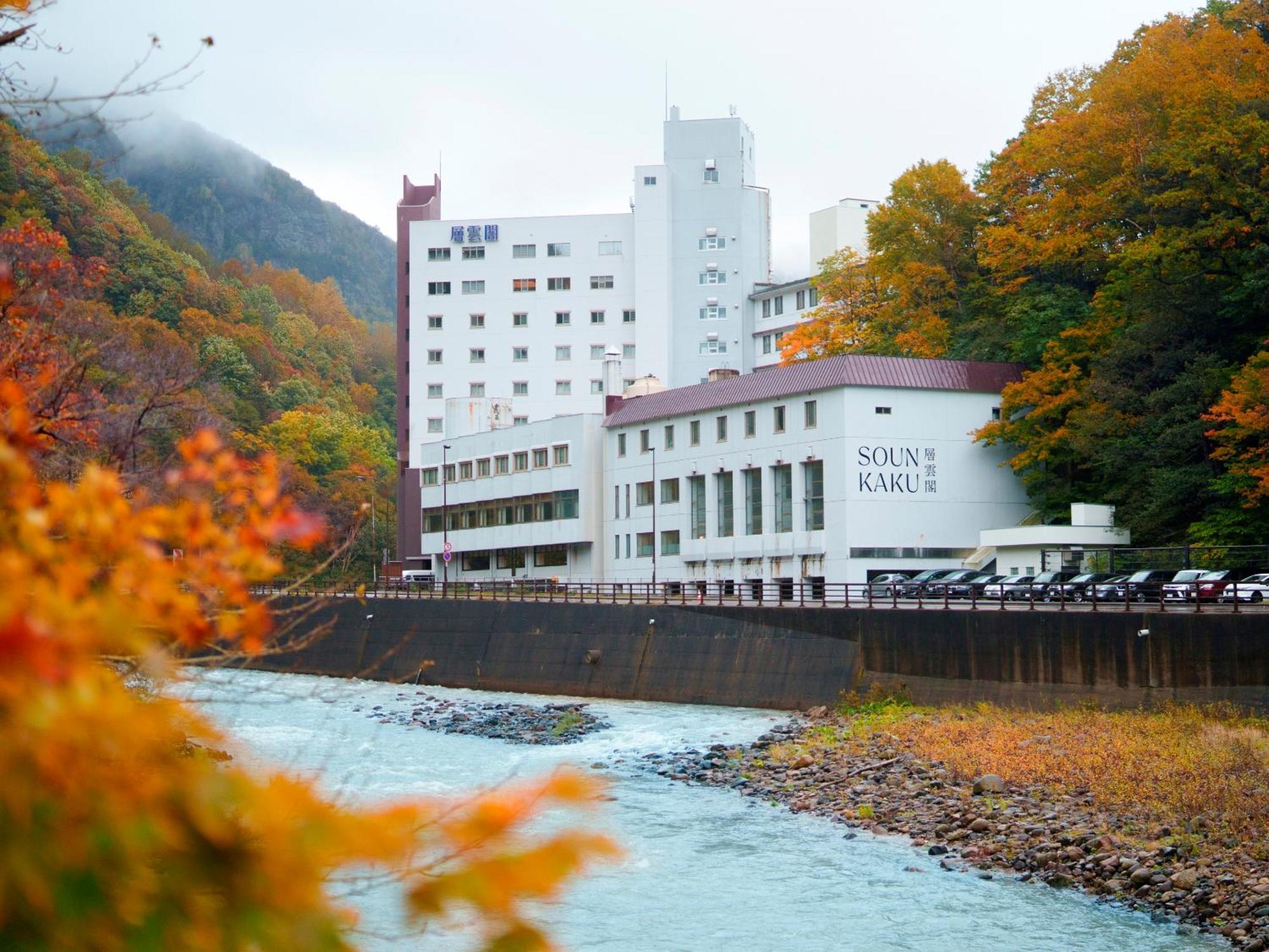 层云阁格兰酒店 上川町 外观 照片